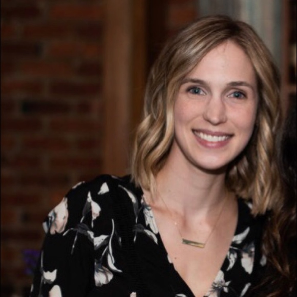 Meet your Posher, Claire